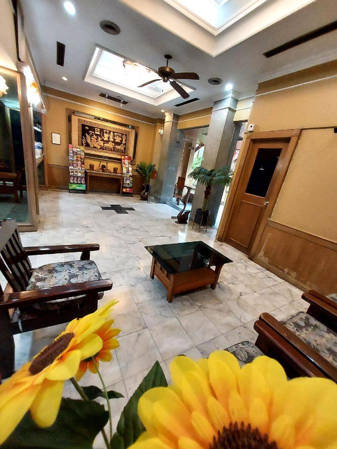 فندق إن ترافلر شيانغ ماي المظهر الخارجي الصورة
